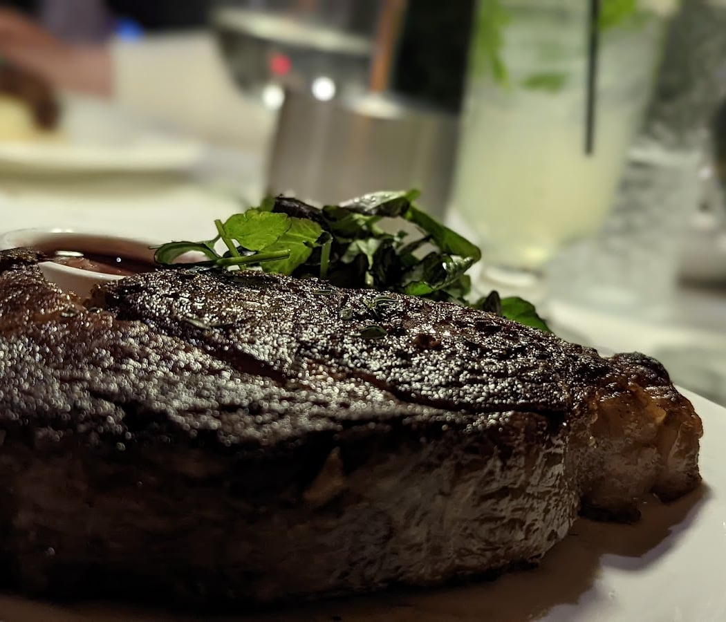 Mike's Bistro 3