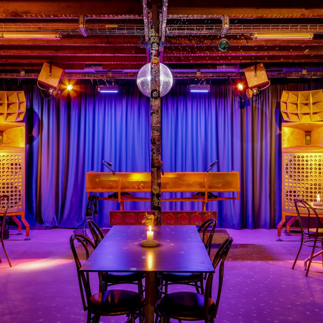 RADICAL DANCE DISCO CLUB 5