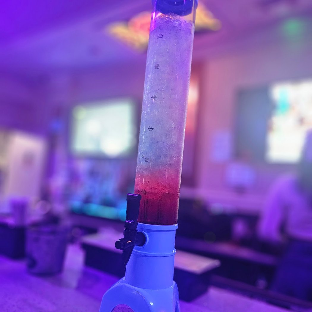Epic Lounge 1
