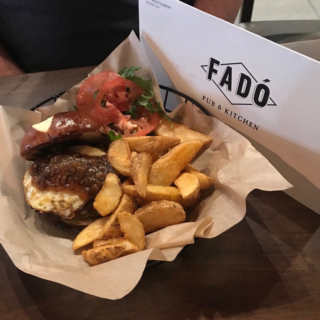 Fado Pub & Kitchen 3