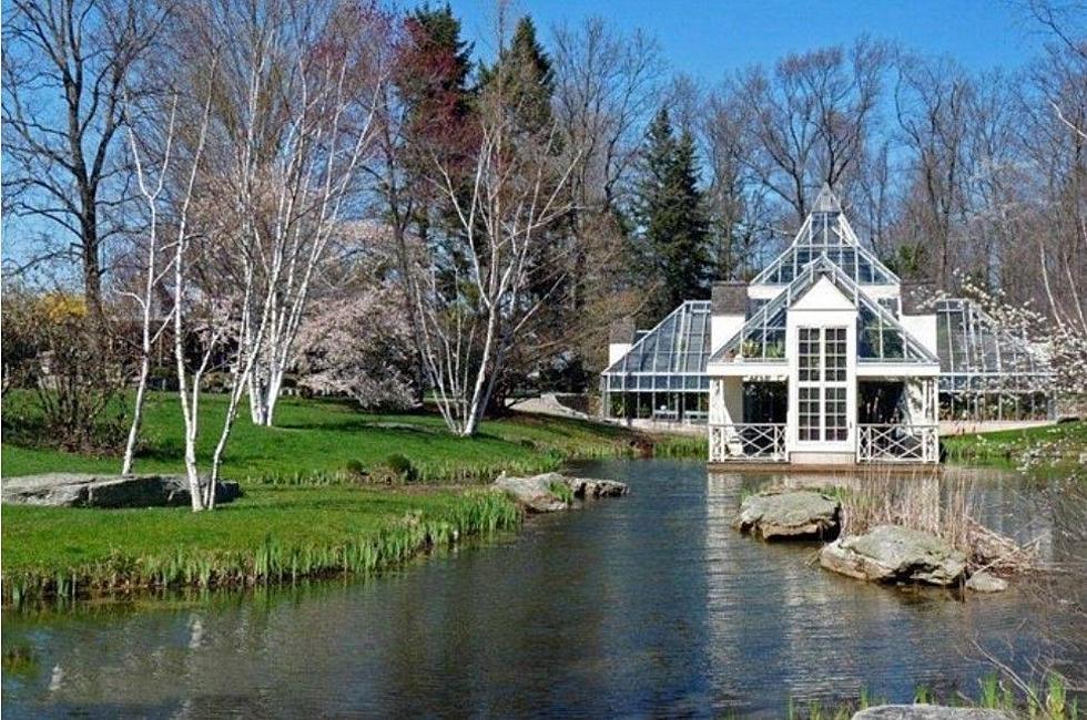 Stonecrop Gardens 1