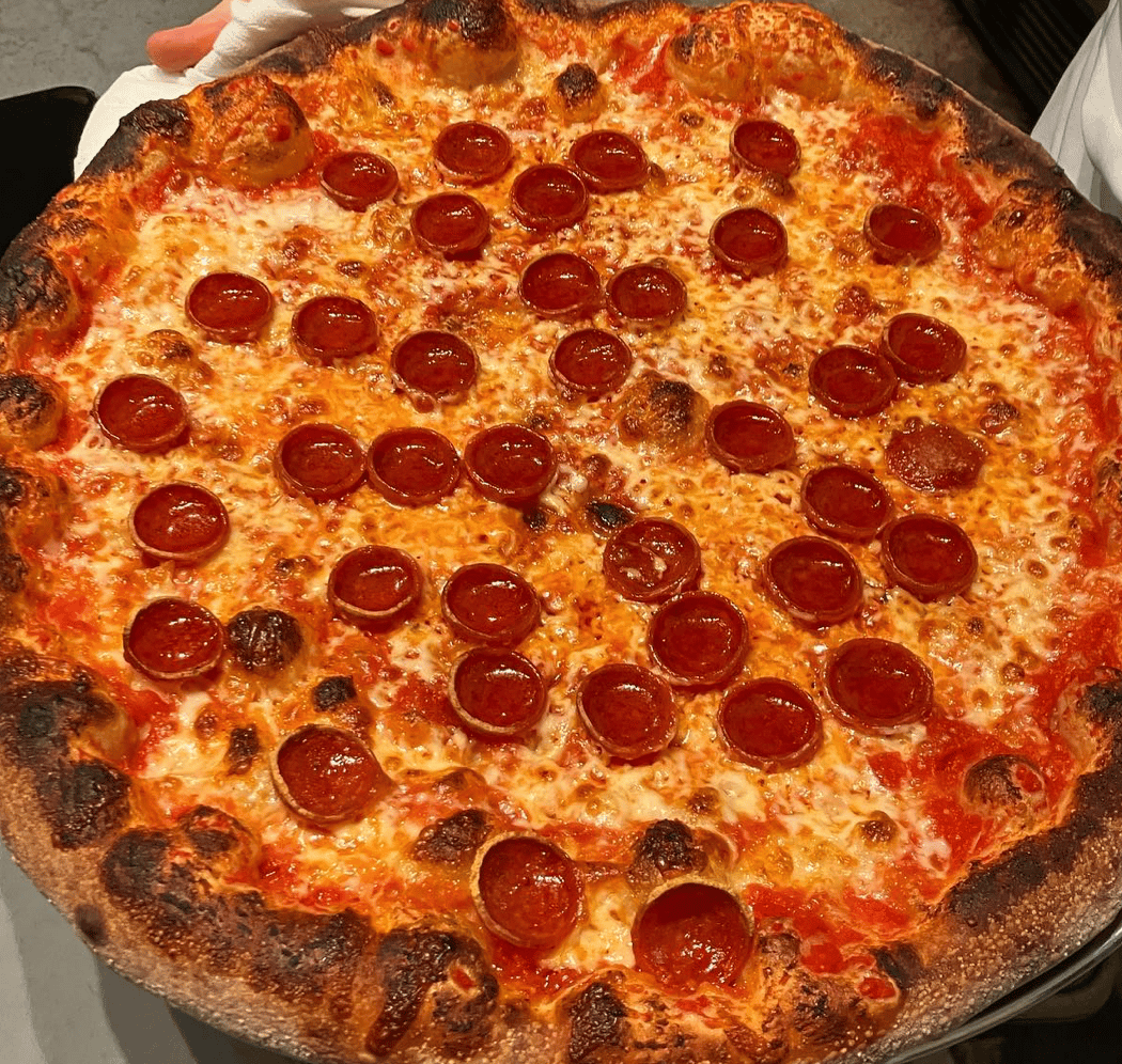 Fabio's Pizzeria & Restaurant 3