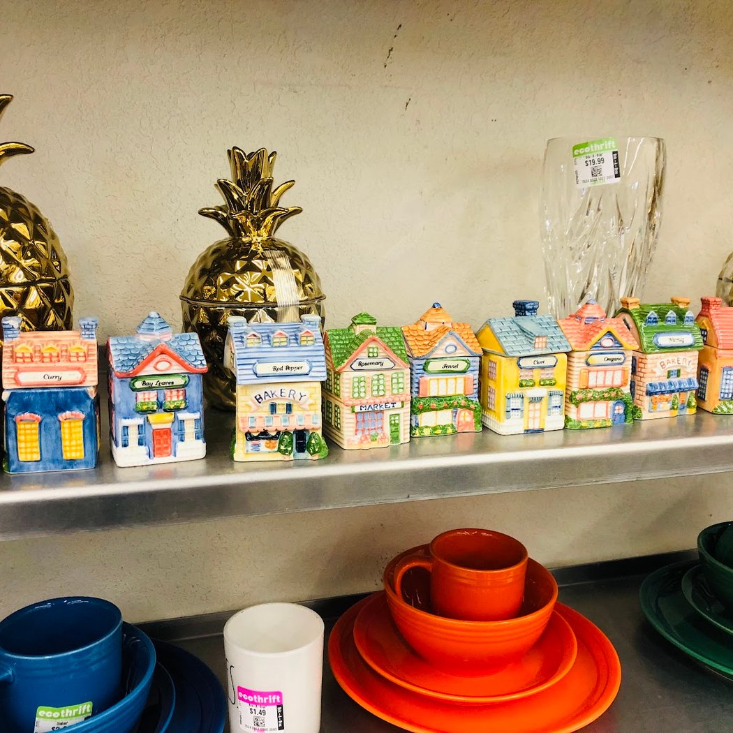 Eco Thrift Vallejo 3