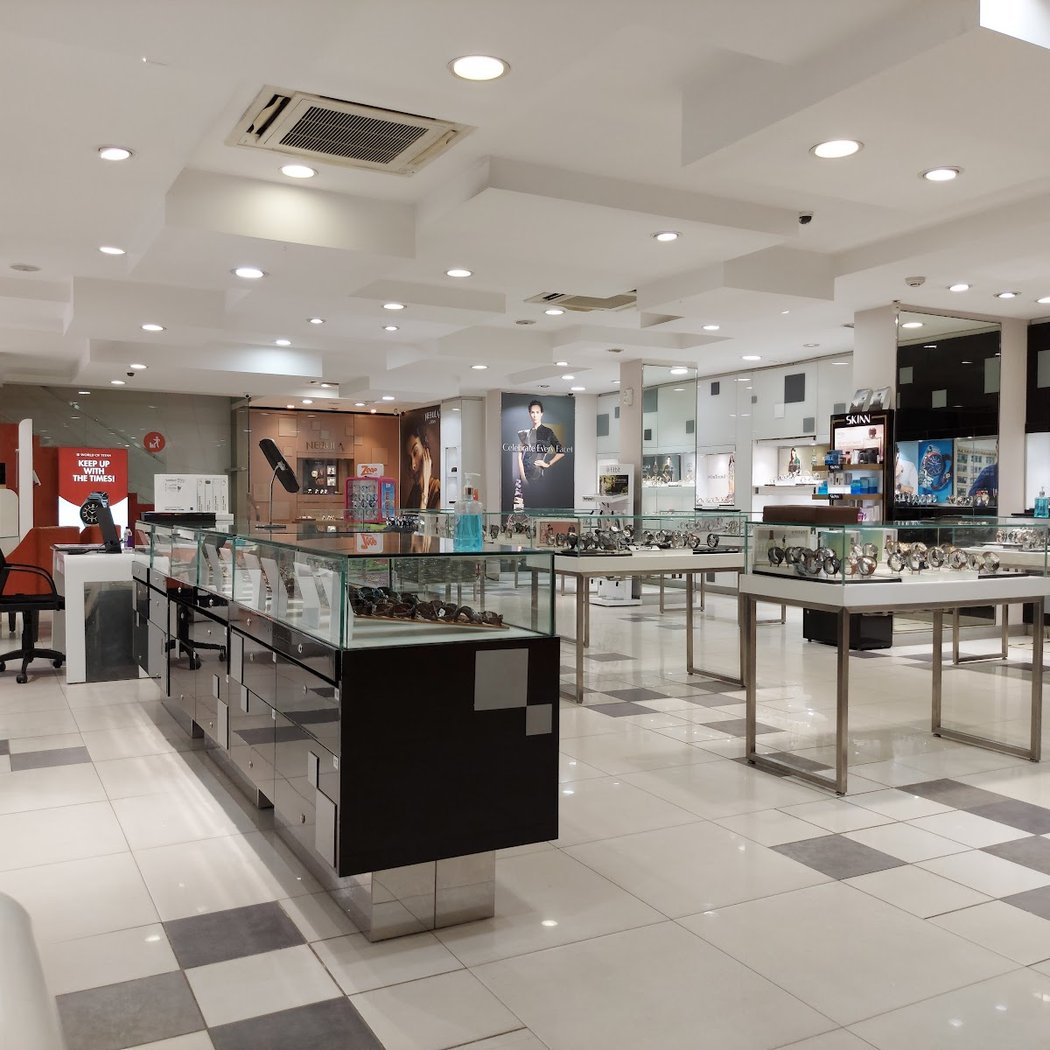 Helios Watch Store - Indiranagar, Bengaluru 3