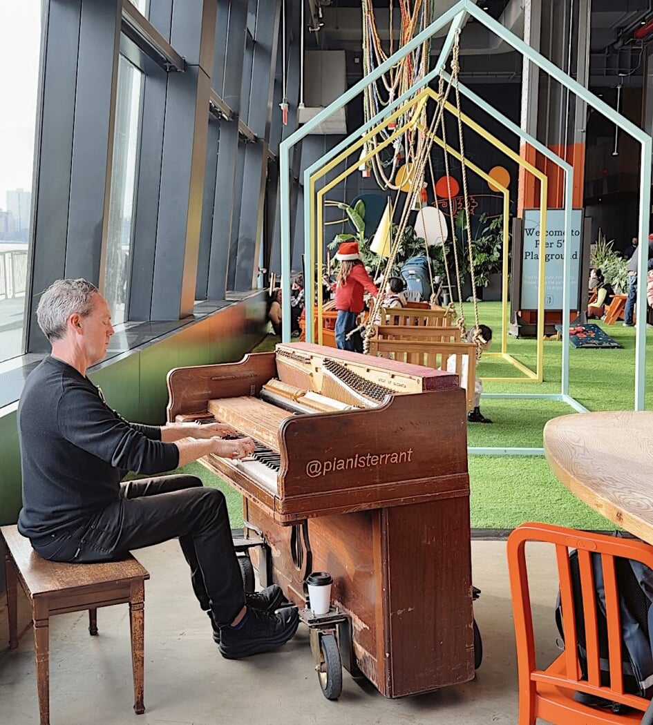 Pianist in the Park - Kristopher Hull 1