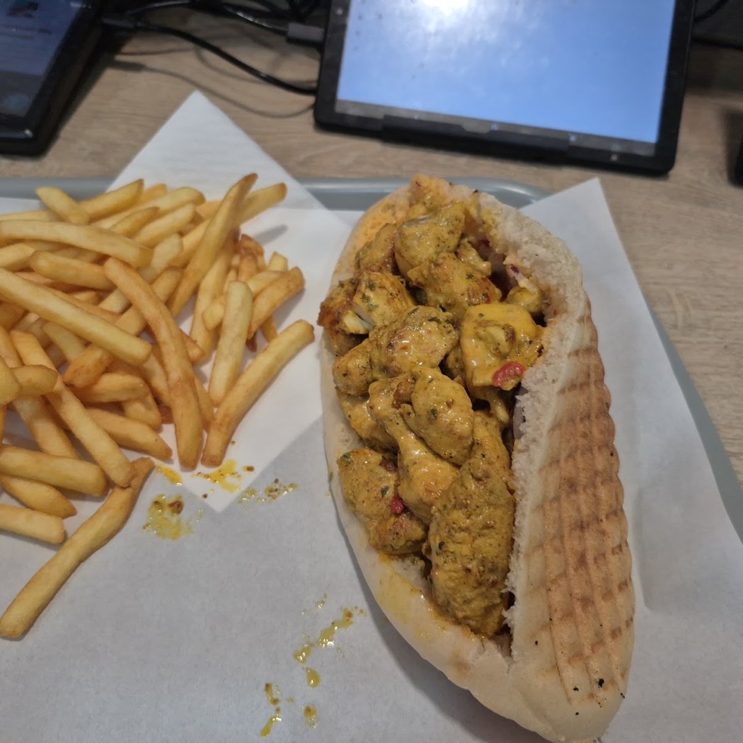 Food Corner 1