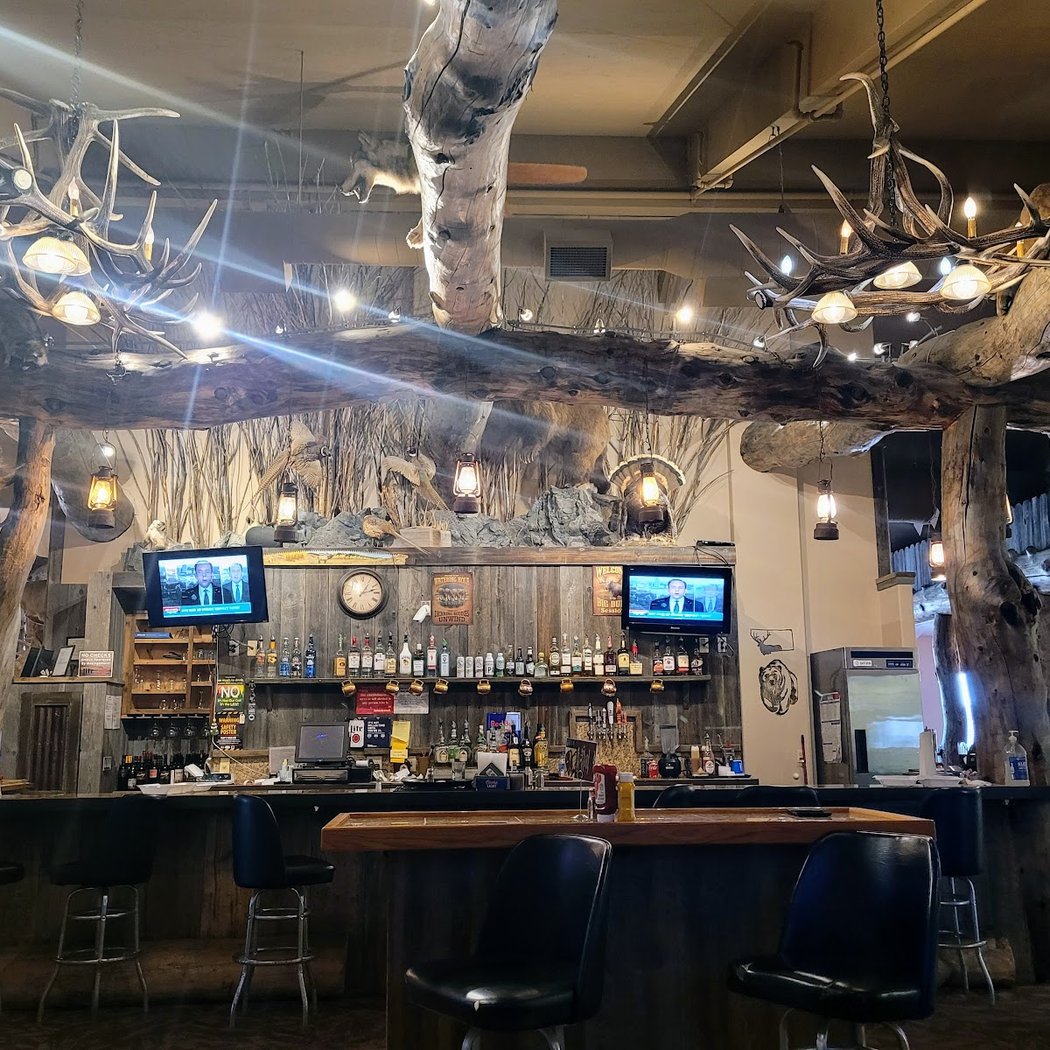 Bar-S Lounge & Supper Club 2