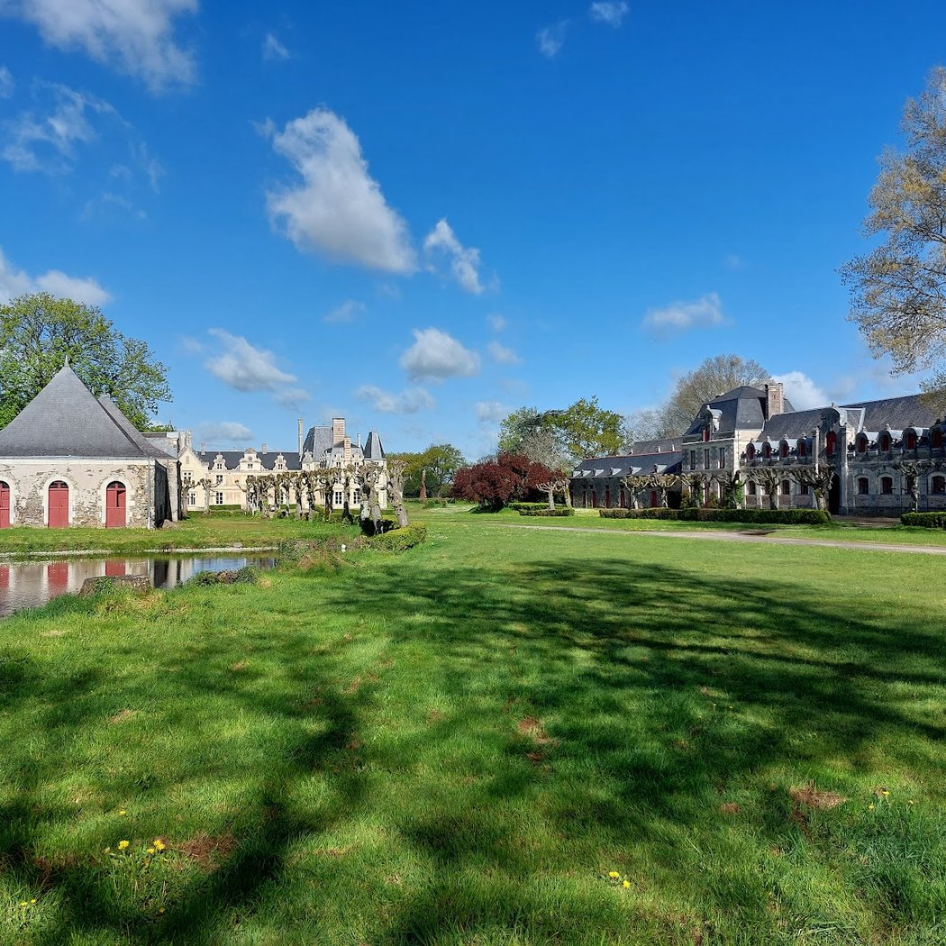 Château de Lucinière 3