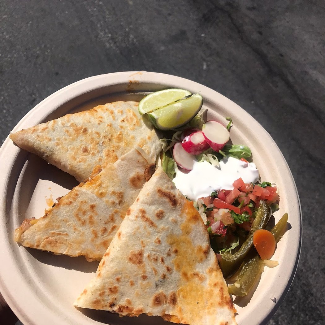 La Familia Taqueria 2
