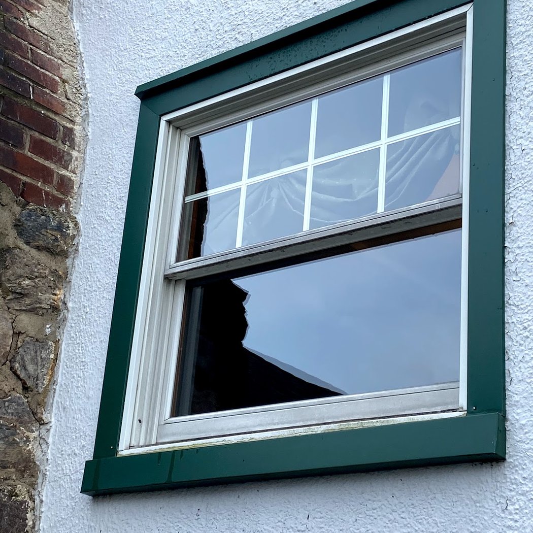 Critics Choice Window Cleaning 1