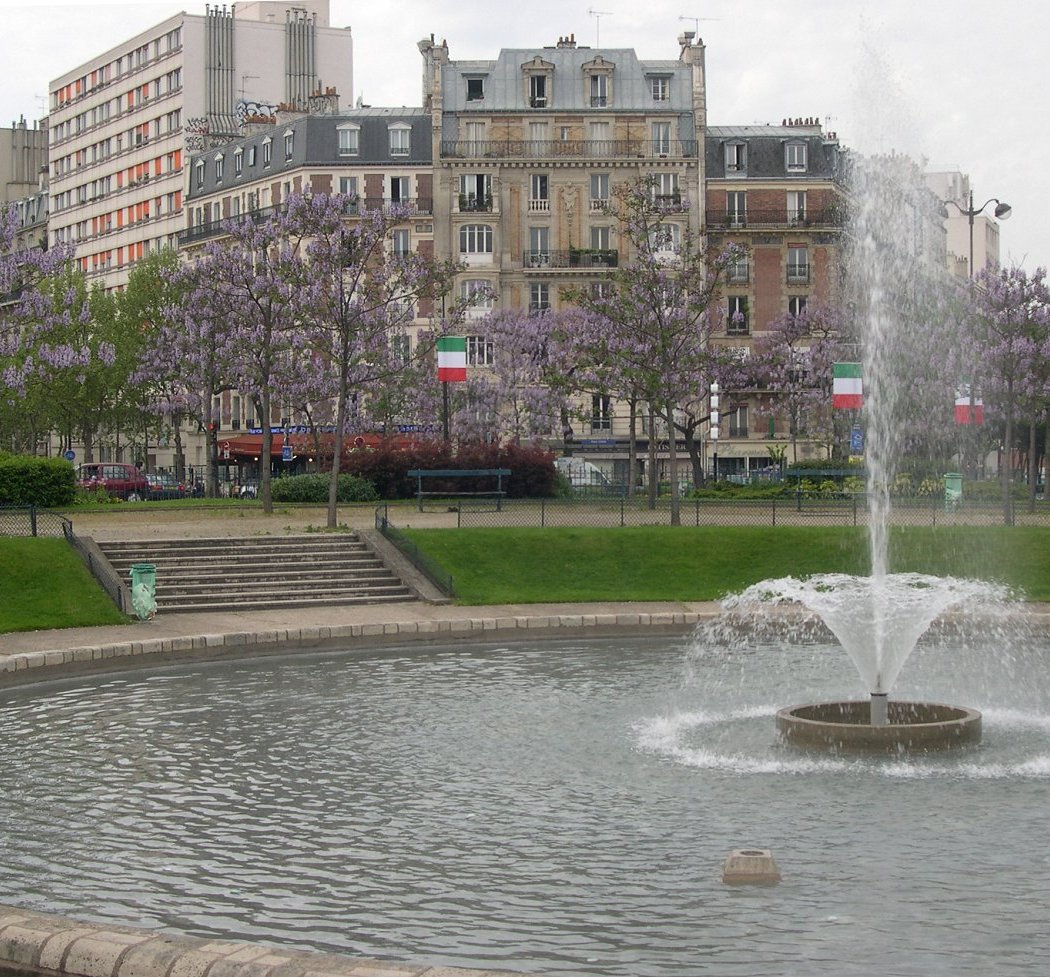 Stroll and Shop at Place d'Italie 2
