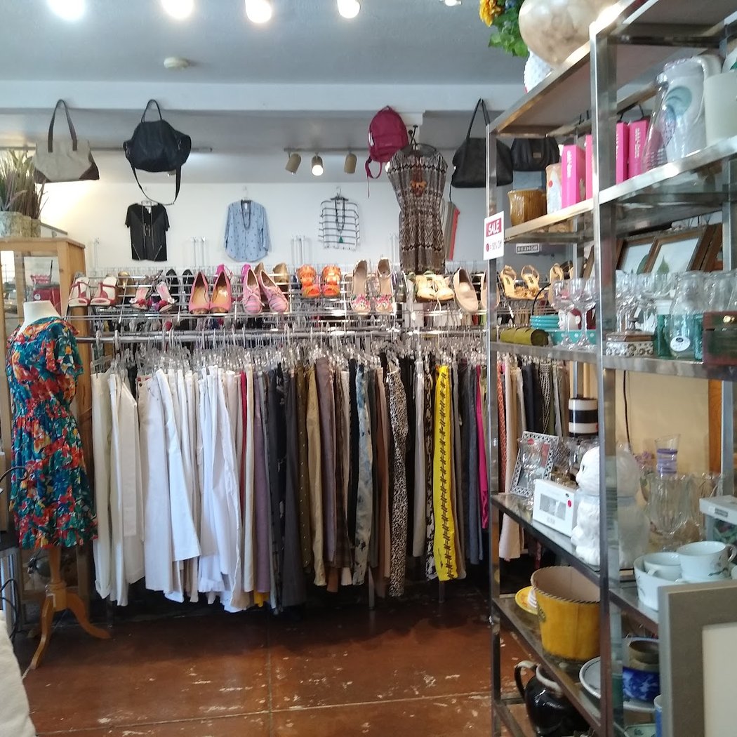 Lolo’s Consignment Girls Day Out 3