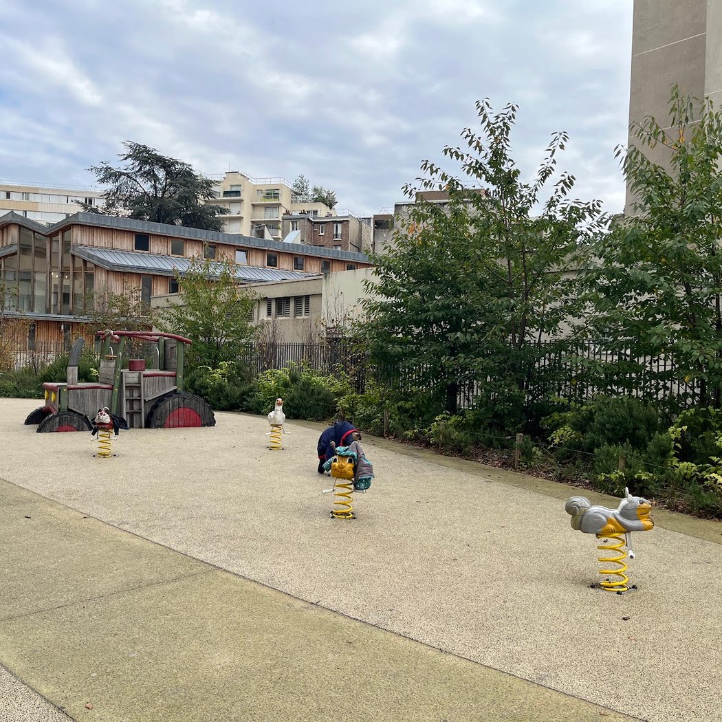 square des Périchaux 3