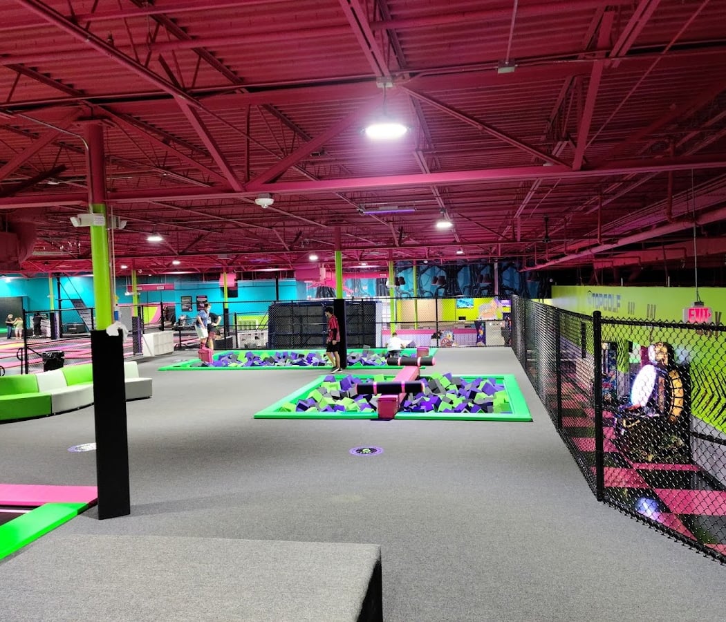 Flying Squirrel Trampoline Park 3