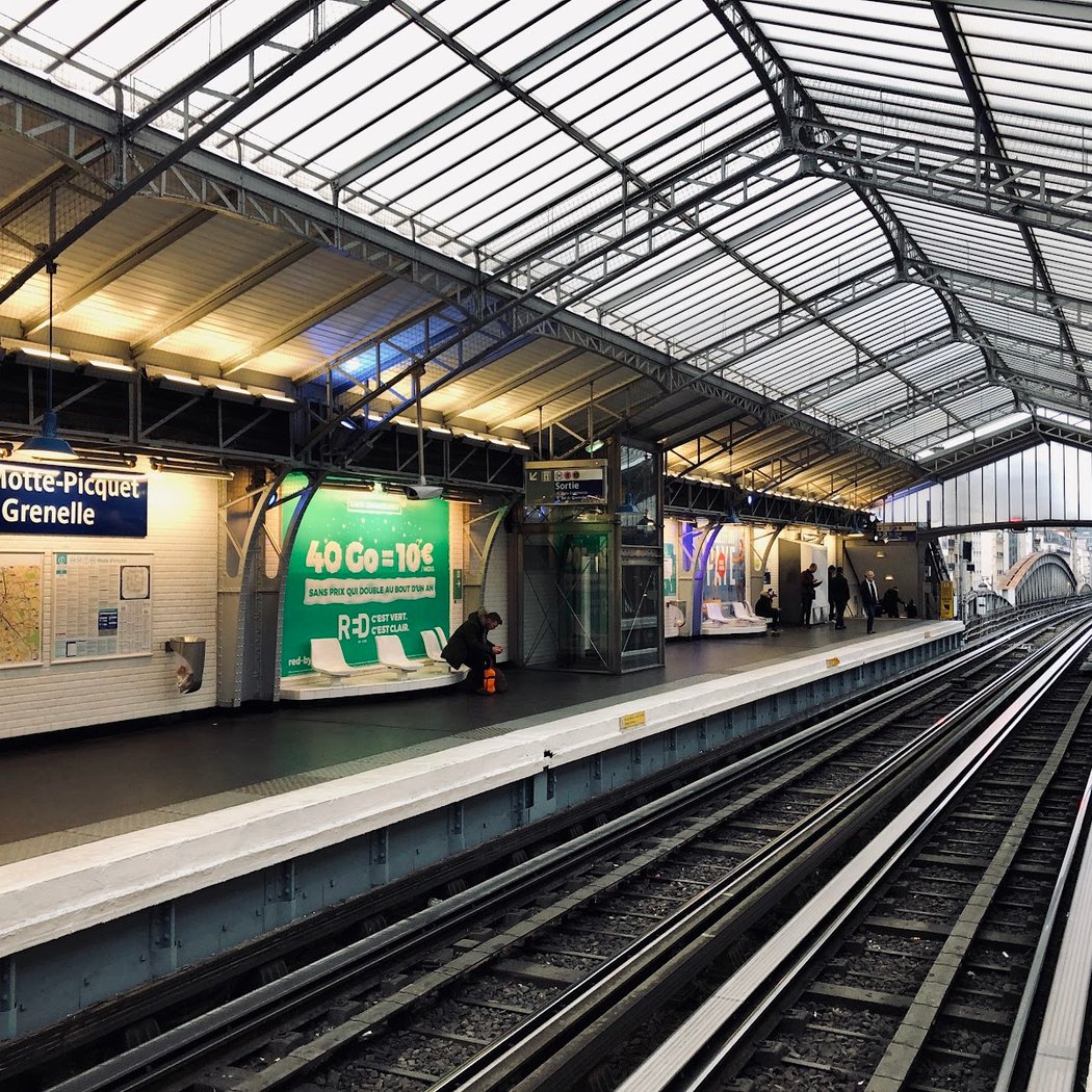 La Motte-Picquet – Grenelle 1
