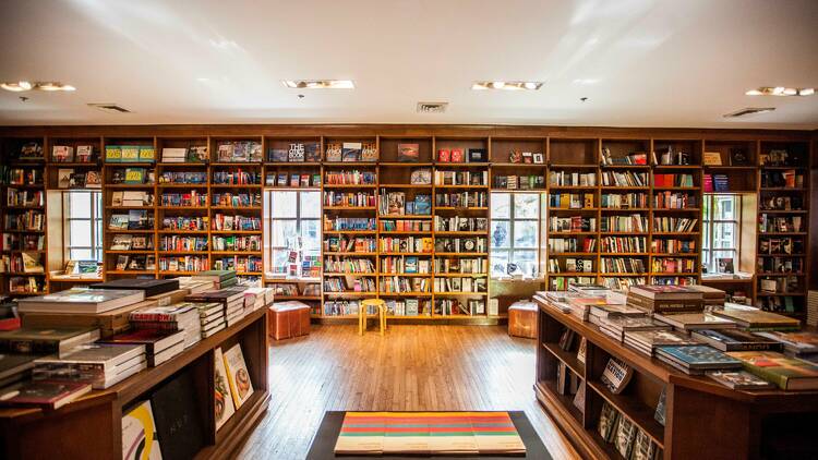 Books & Books 1