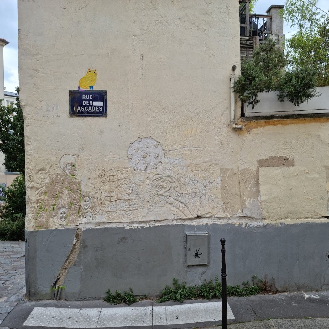 Rue des Cascades 2