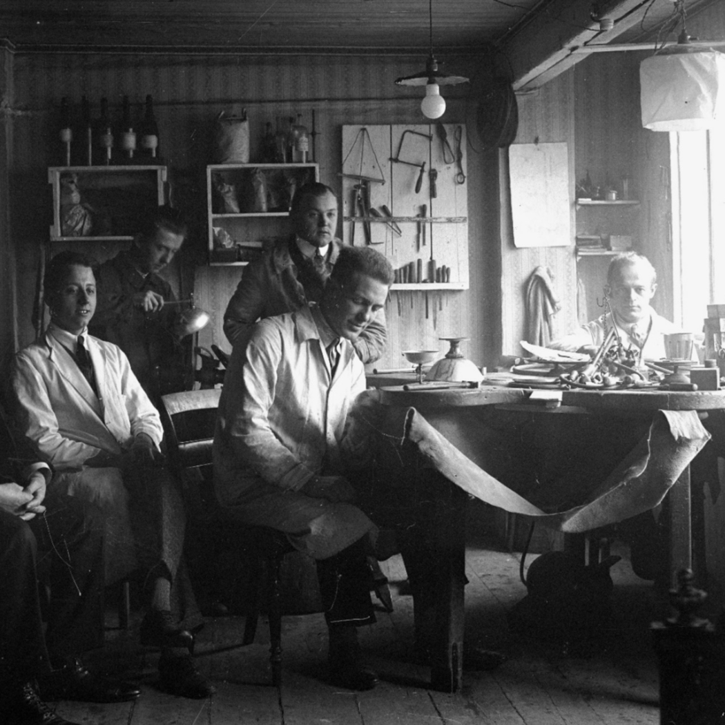 Café littéraire – ambiance années 1920 2