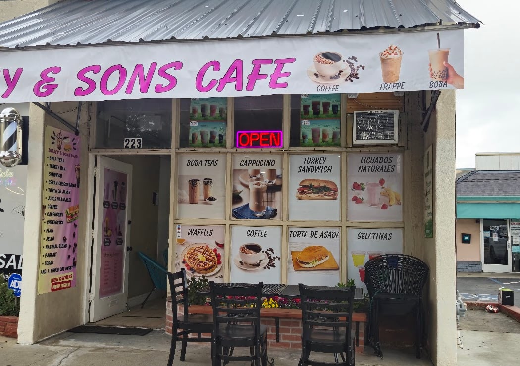 DELMY & SONS CAFE 2