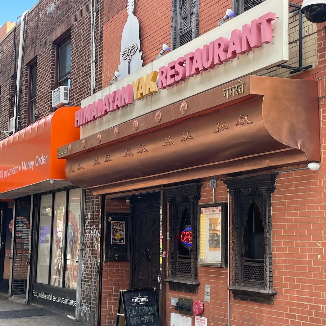 Live Music and Cocktails at Himalayan Yak 2
