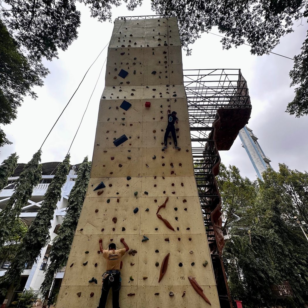 GETHNAA climbing Wall 1