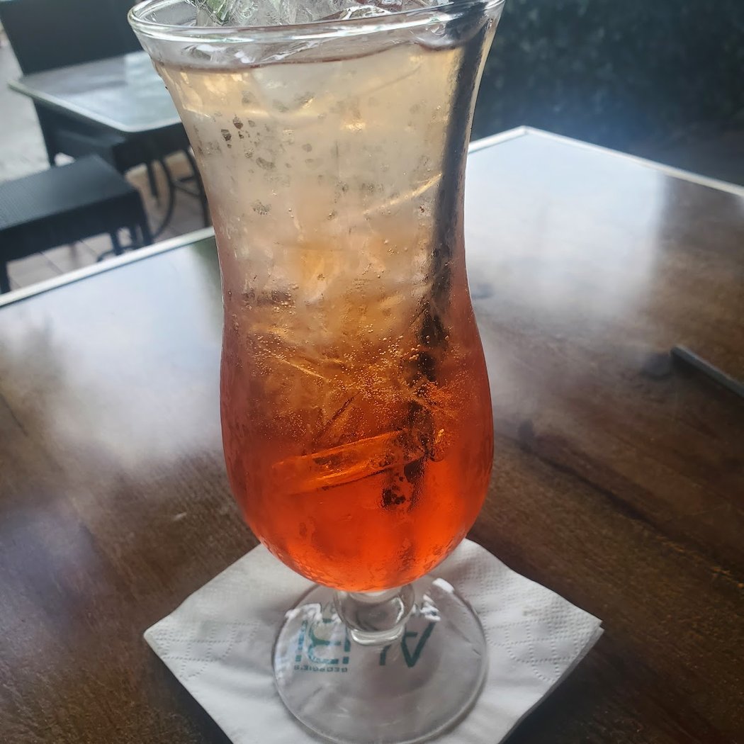 Georgie's Alibi Monkey Bar & Grille 3