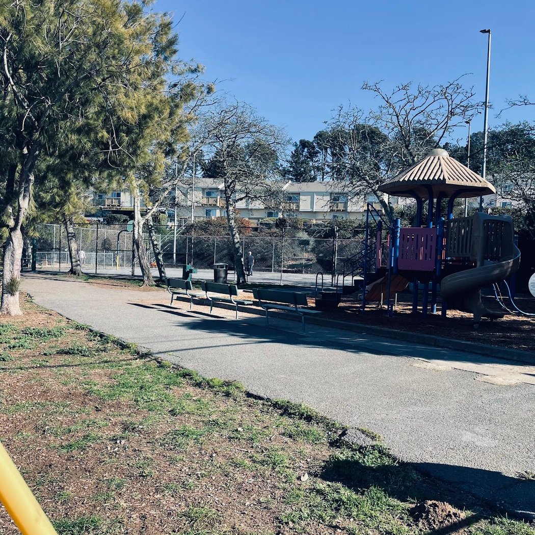 Mission Hills Park 1