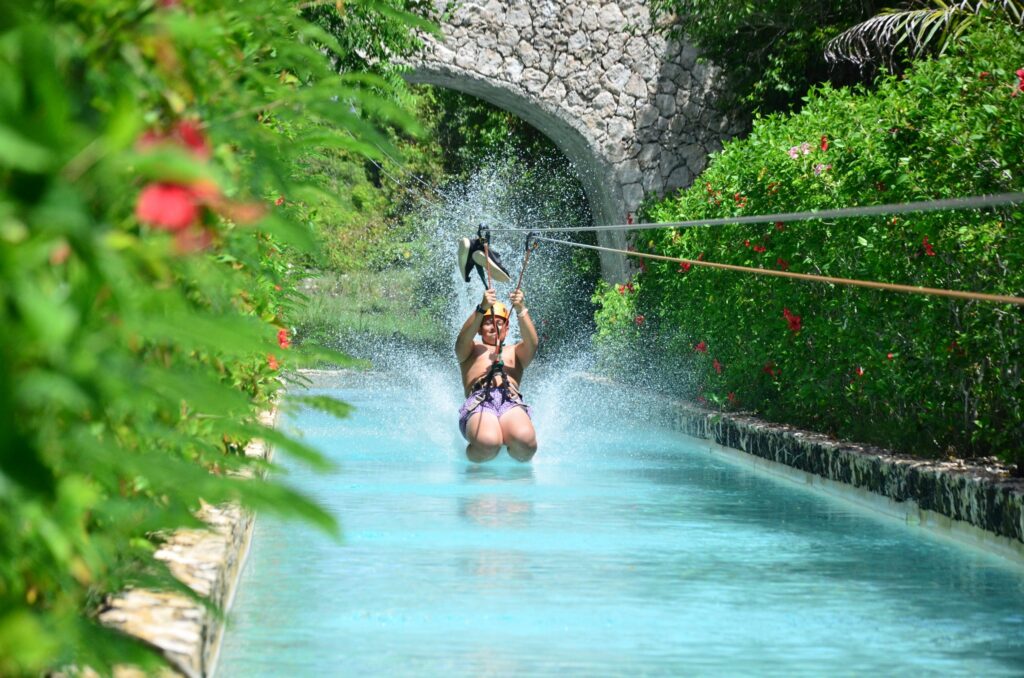 Zipline Mega Splash 1