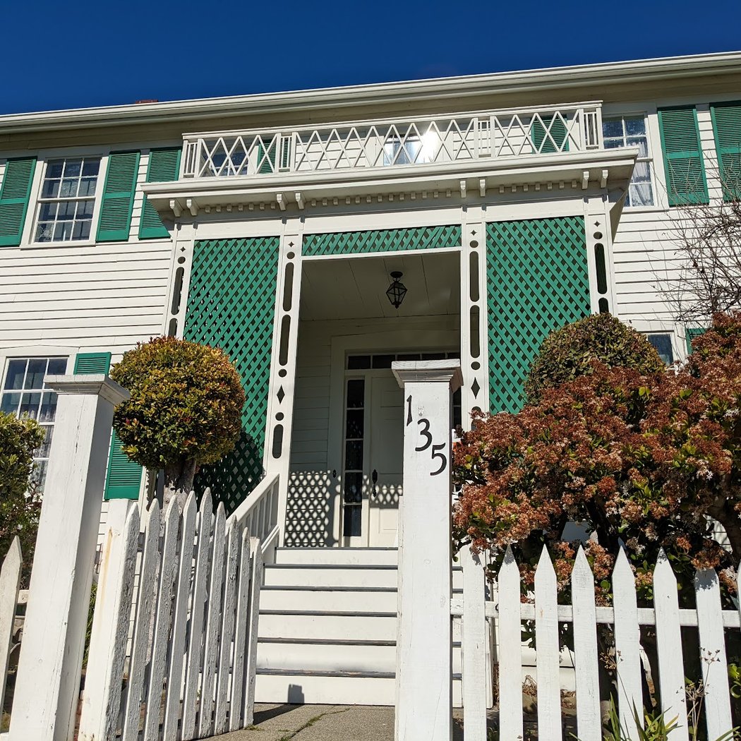 Fischer Hanlon House 2