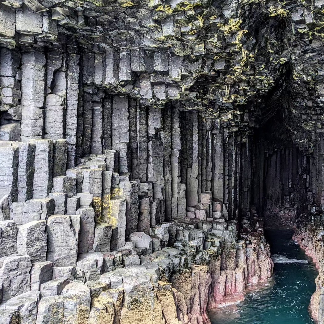Staffa National Nature Reserve - Fingal's Cave (National Trust for Scotland) 2