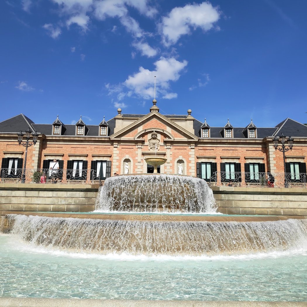 Palauet Albéniz 1