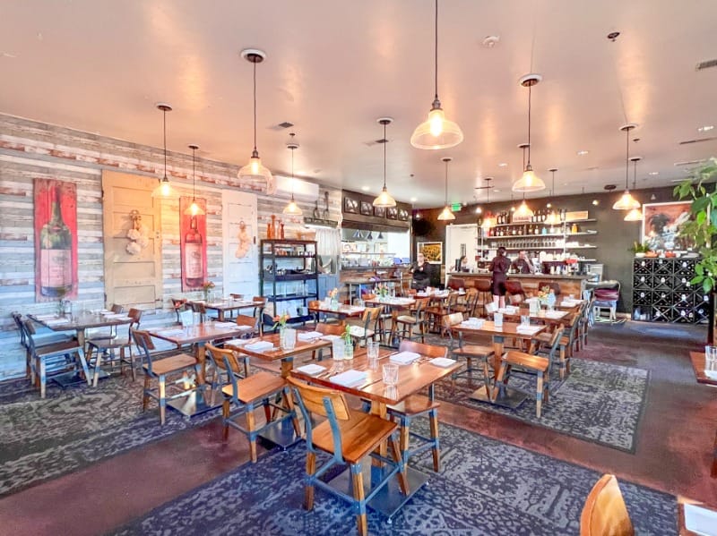 BackDoor Bistro and Wine Bar 2