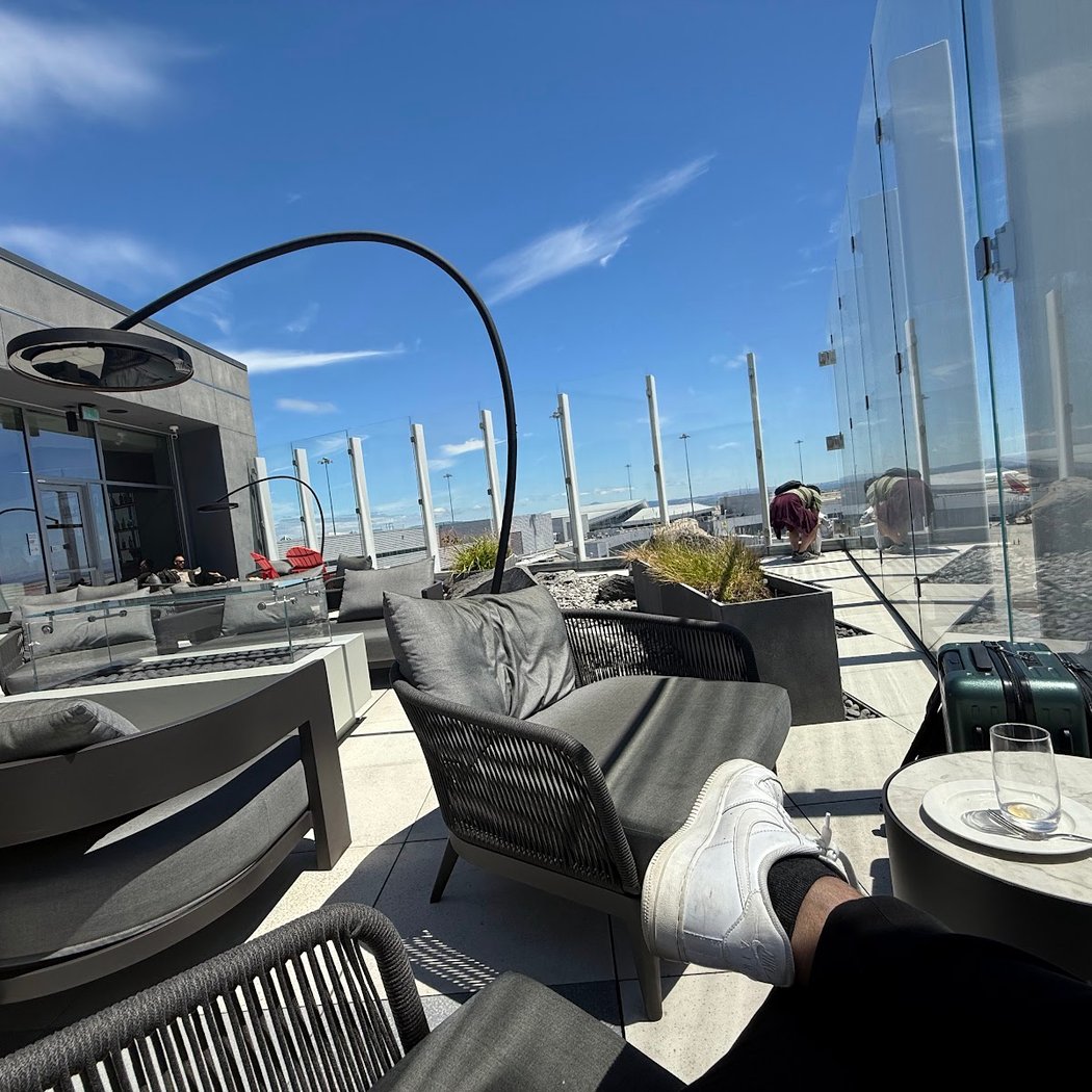 Air Canada Maple Leaf Lounge 2