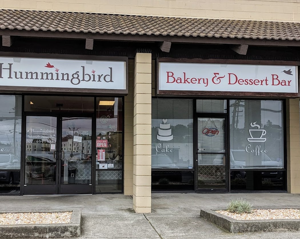 Hummingbird Bakery & Dessert Bar 2