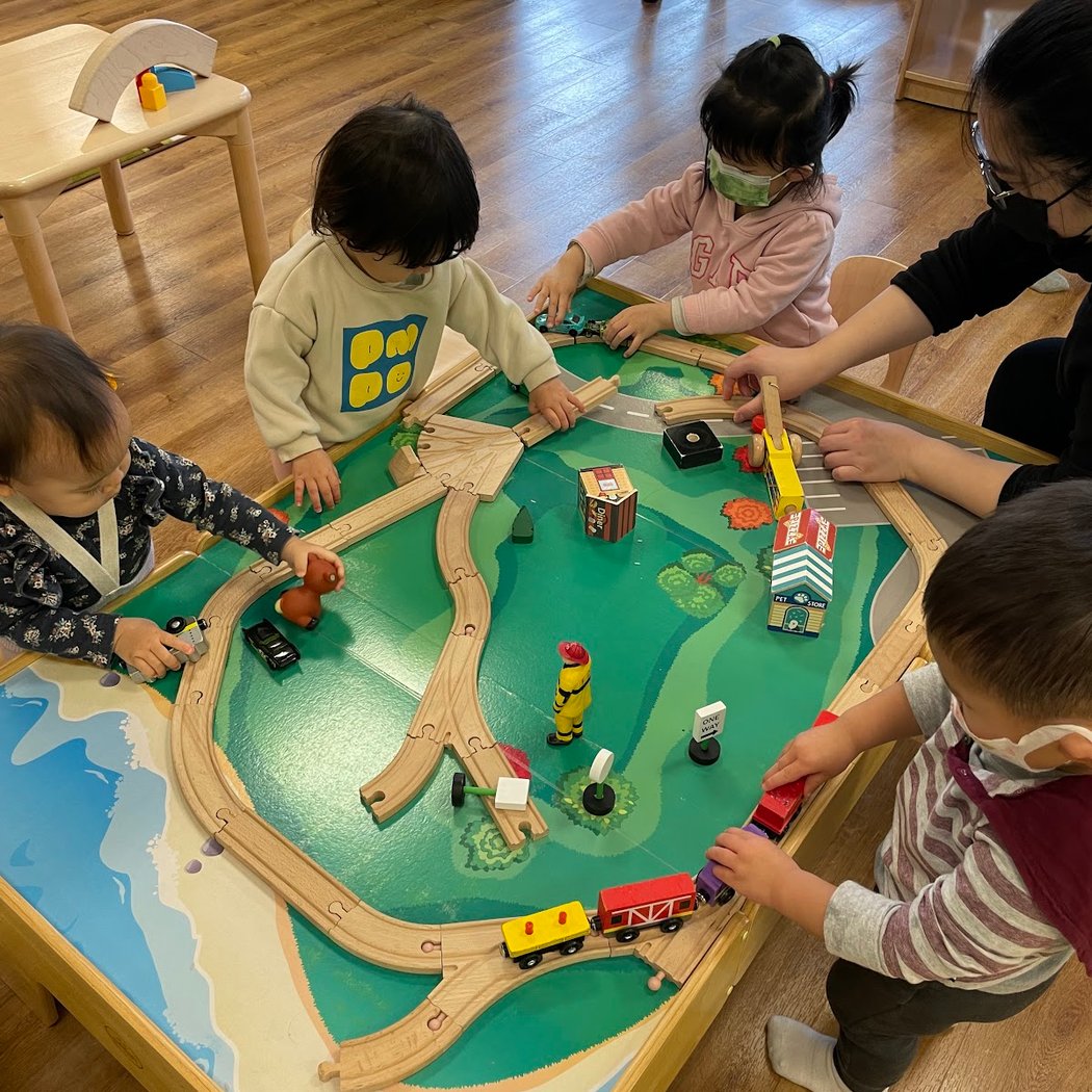 Bumblebee Playspace 1