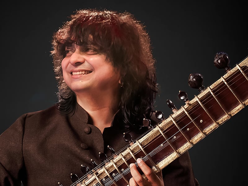 Niladri Kumaar: The Space Between the Notes Honoring Zakir Hussain 1