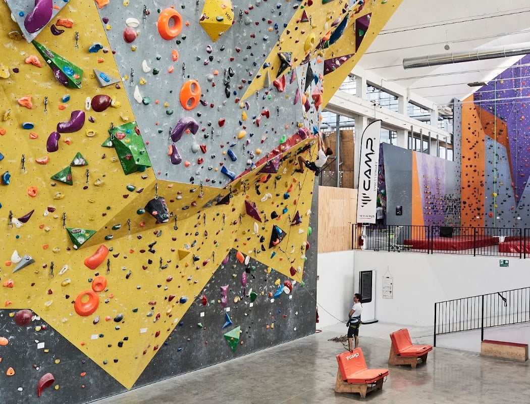 Manga Climbing 2