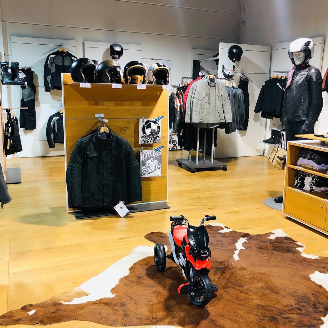 CO2 Moto BMW Motorrad Coignières 3