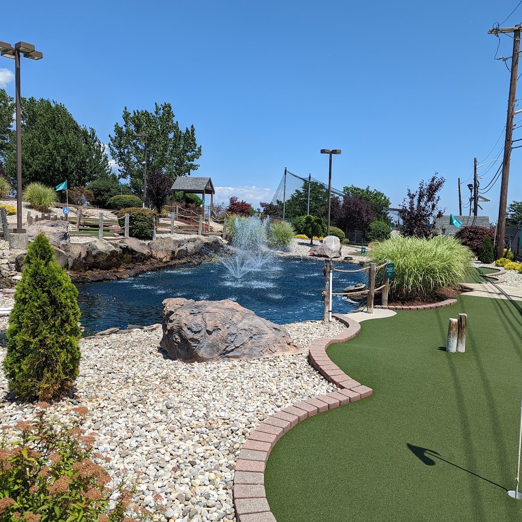 Skyline Mini Golf 1