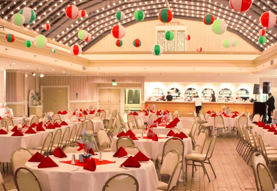 Boardwalk Holiday Bash 1