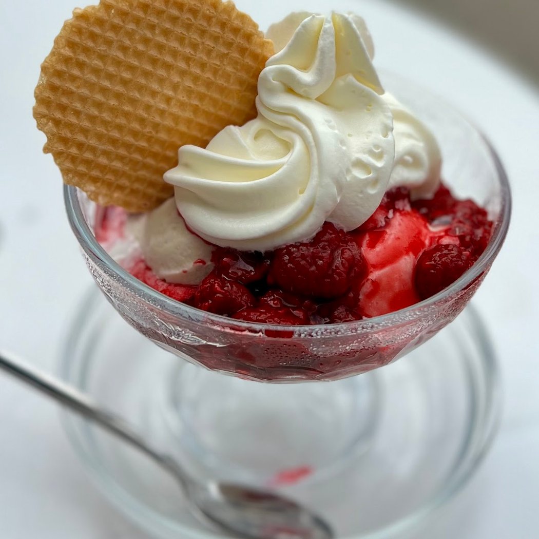 Eis Hennig 1