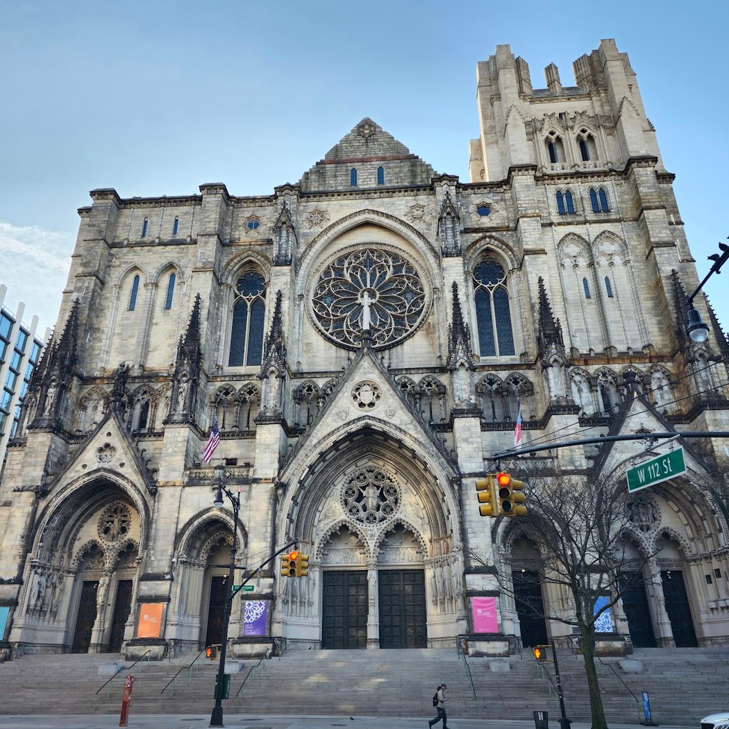 Talk by architect Nicolas Kemper on the history of the Cathedral of St. John the Divine 2