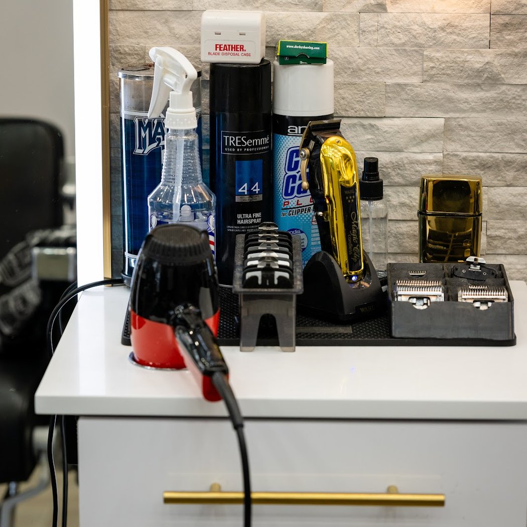 Shantl & Co - Barber Shop 3