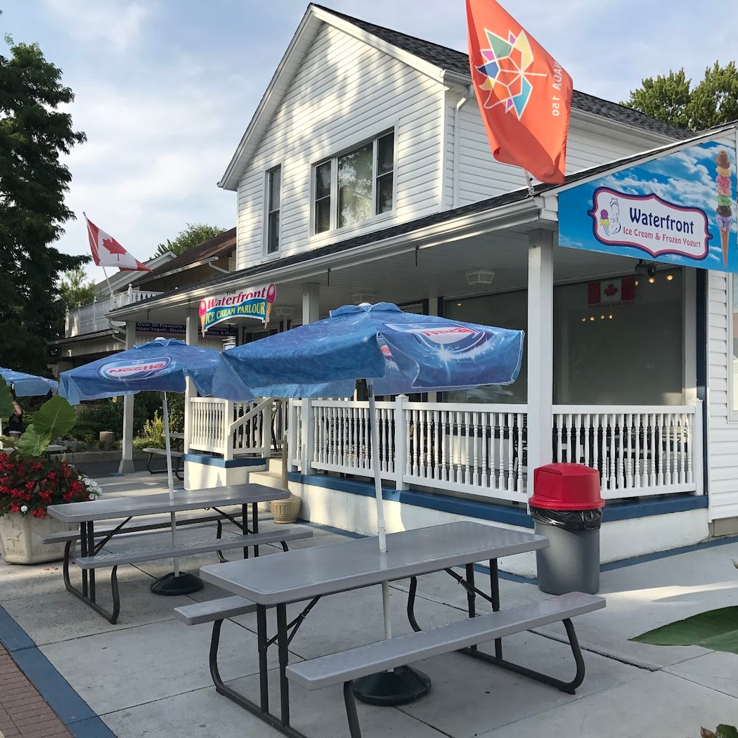 Waterfront Ice Cream & Frozen Yogurt 2