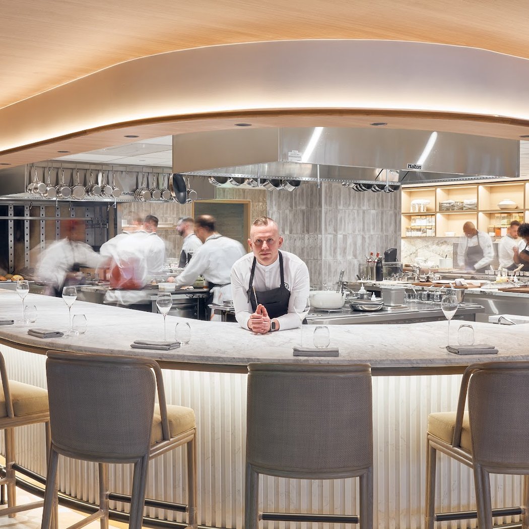 MAASS Restaurant at The Four Seasons 2