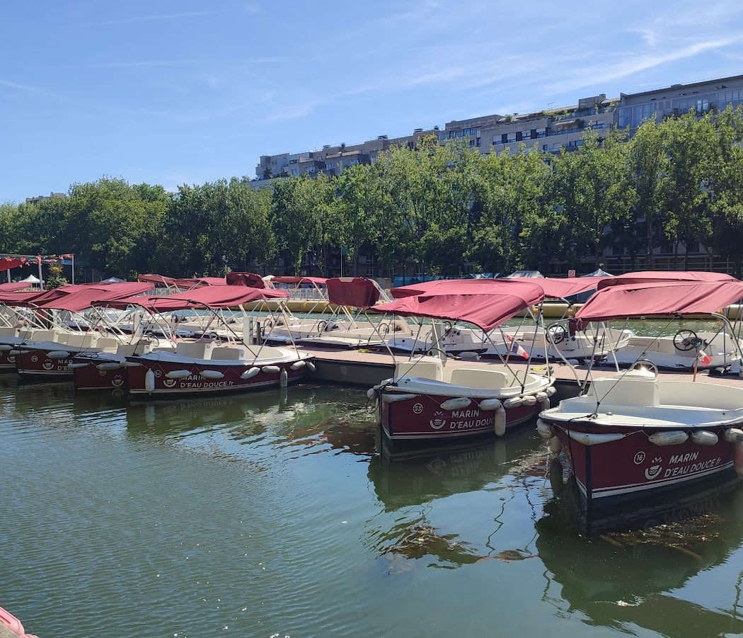 Promenade Signoret Montand 1