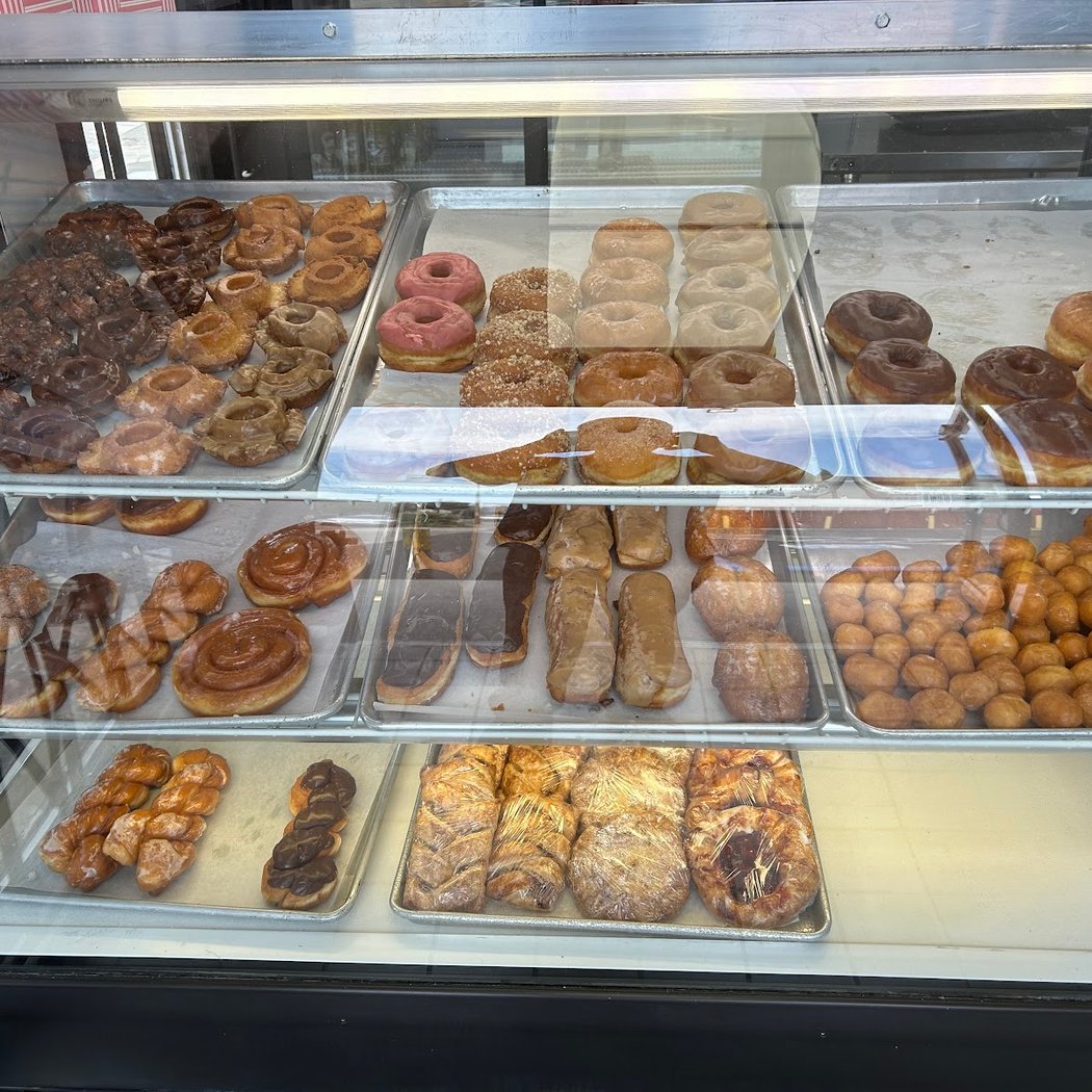Fruitvale Donut & Burger 2