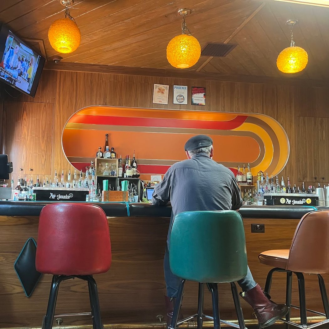 Speed Dating at Thunderbird Lounge 2
