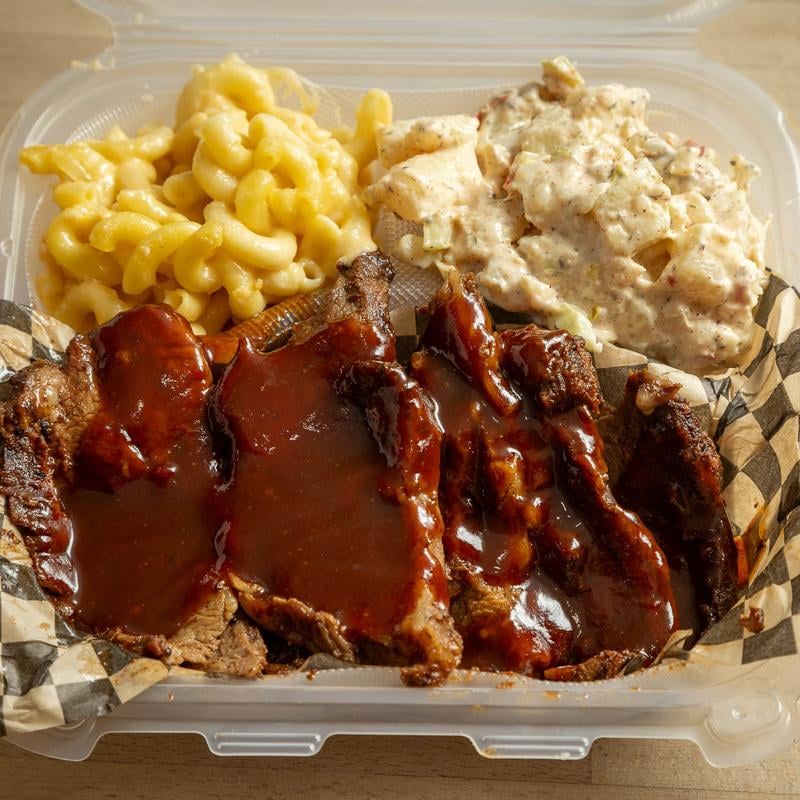 Roderick's BBQ 1