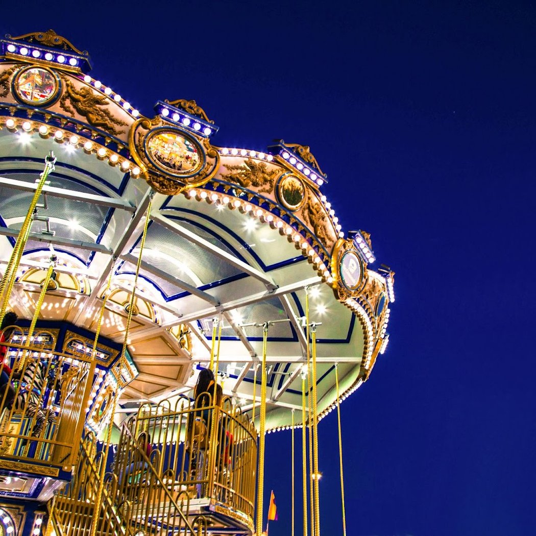 Christmas Carousel 3